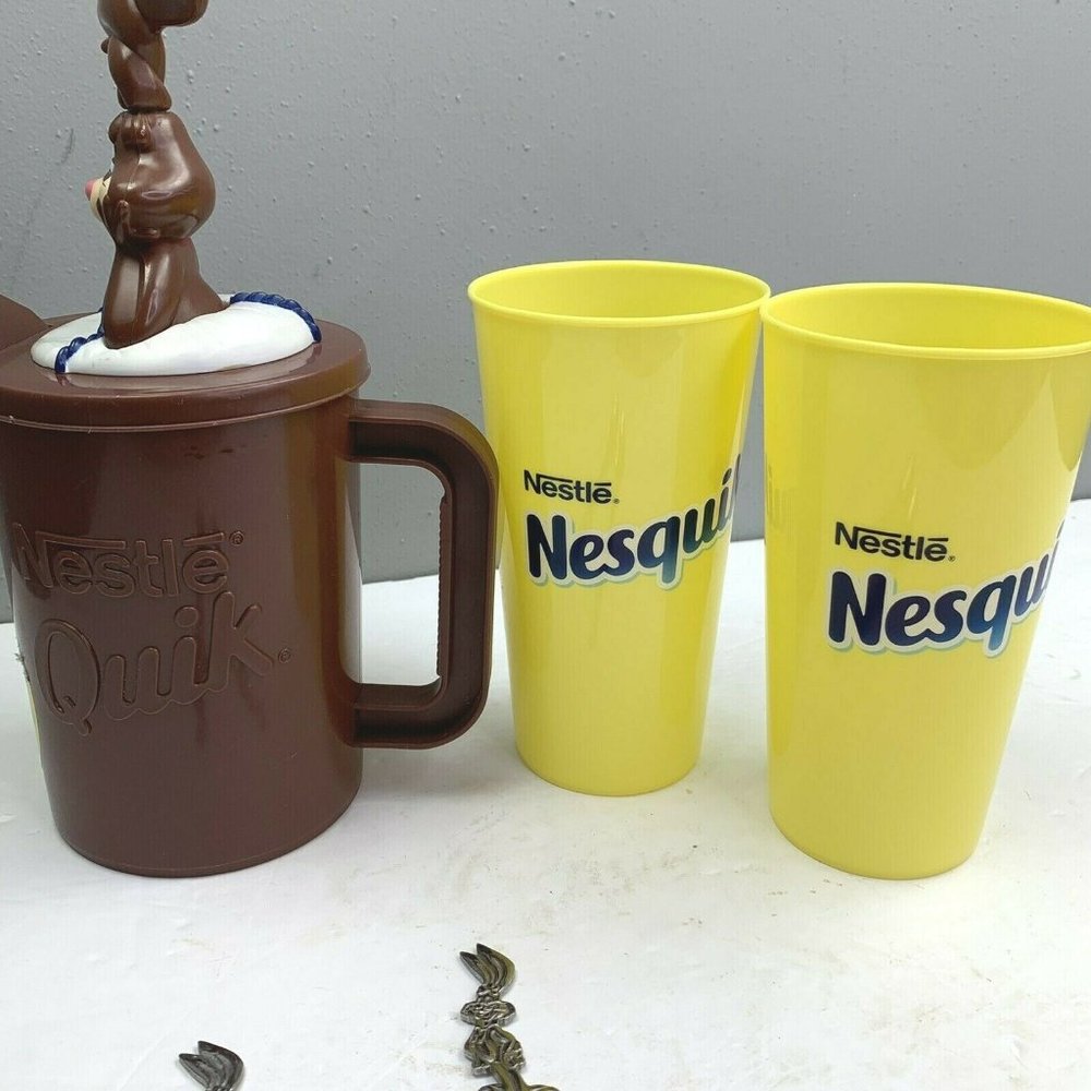 Nestle Quik Nesquik Lot Spoons Blender Pitcher Cups Rabbit Stainless Steel Milk - Picture 6 of 9